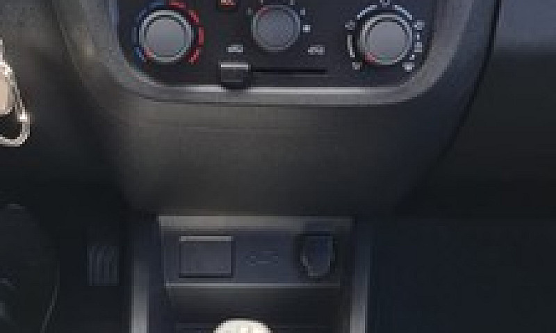 Renault Kwid Zen 1.0...
