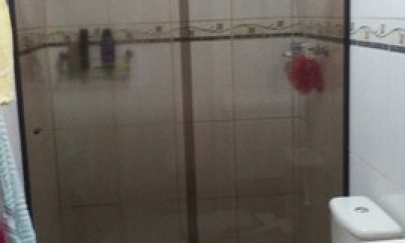 Sobrado Espaçoso...