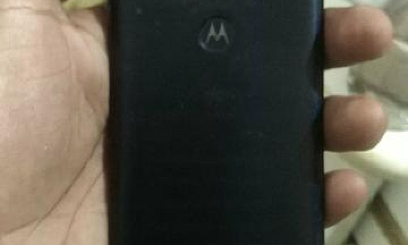 Moto G7 Play...