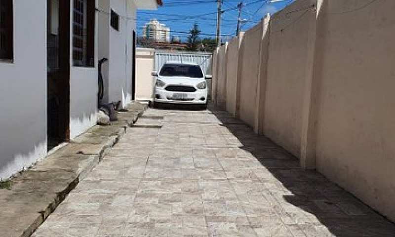 Casa Na Principal Do...