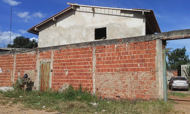 Sobrado Espaçoso...
