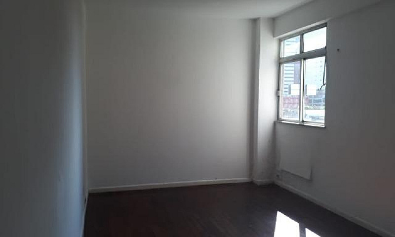 Apartamento 2/4 - Re...