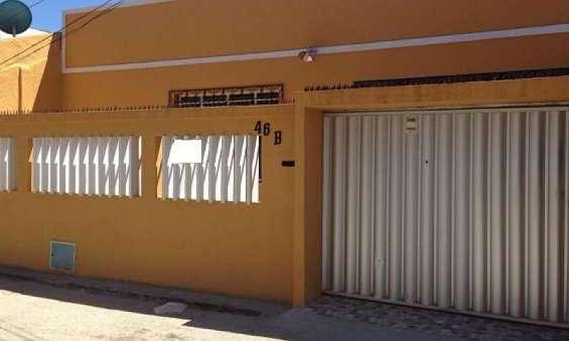 Casa À Venda Com 3 D...