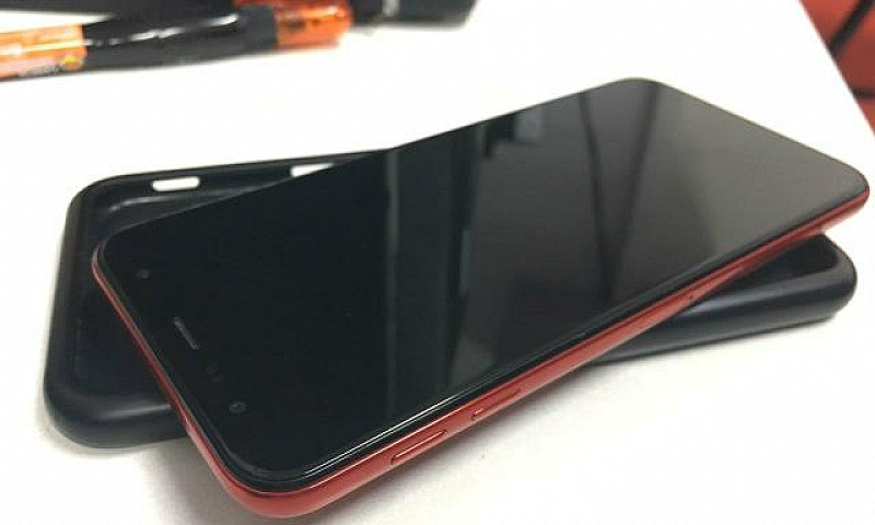 Troco Esse J6+(Plus)...