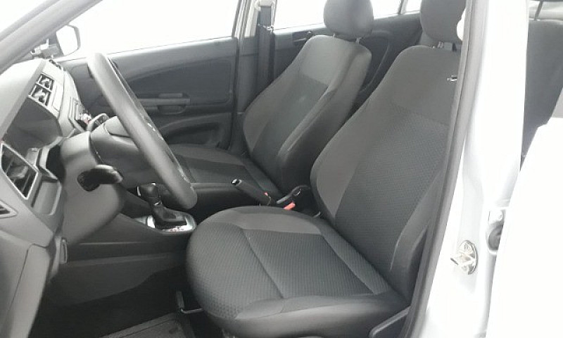 Volkswagen Voyage 20...