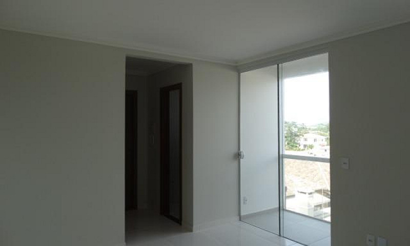Apartamento Novo Pro...