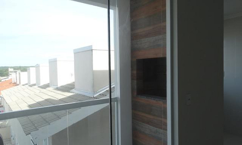 Apartamento Novo Pro...