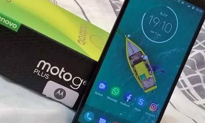 Moto G6 Play...