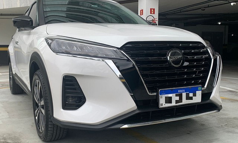 Nissan Kicks Exclusi...