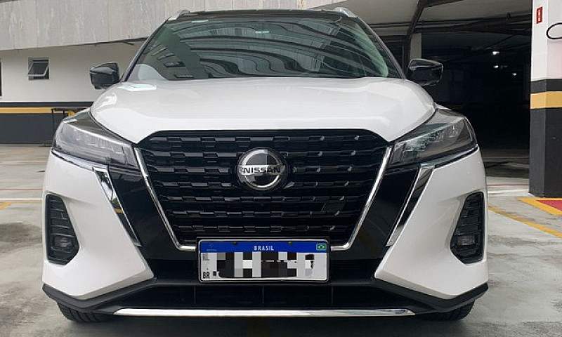 Nissan Kicks Exclusi...