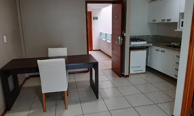 Flat Com 01 Quarto/S...