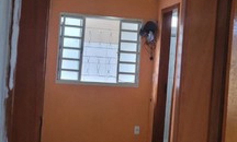 Alugo Casa No Jardim...