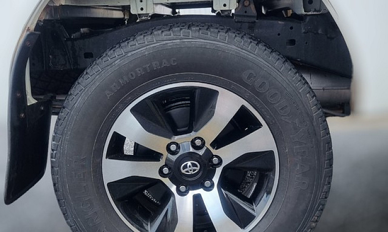 Hilux Cd 2.8 Diesel ...