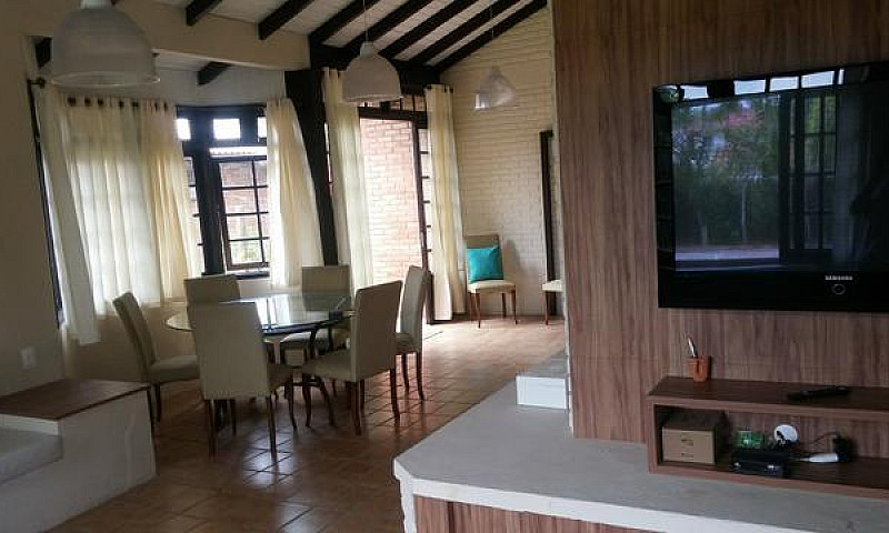 Casa Na Cachoeira Do...