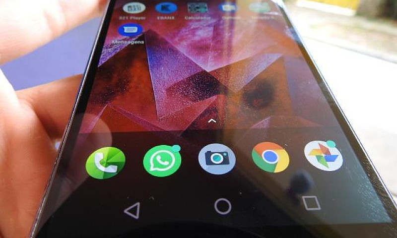 Motorola Moto Z2 For...