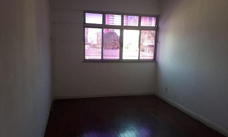 Apartamento 2/4 - Re...