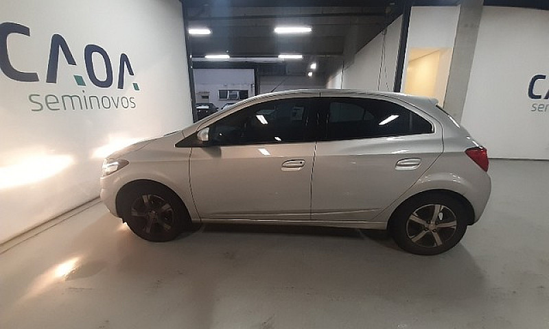 Chevrolet Onix 1.4 M...