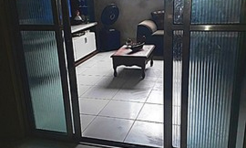 Aluga-Se Casa No Tér...