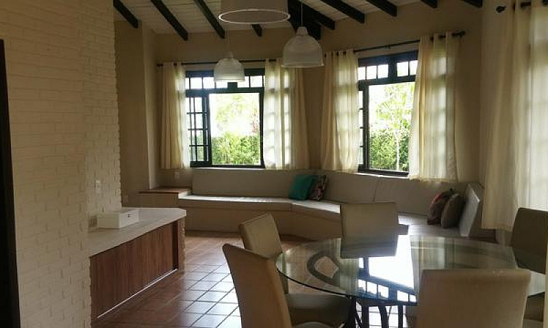 Casa Na Cachoeira Do...