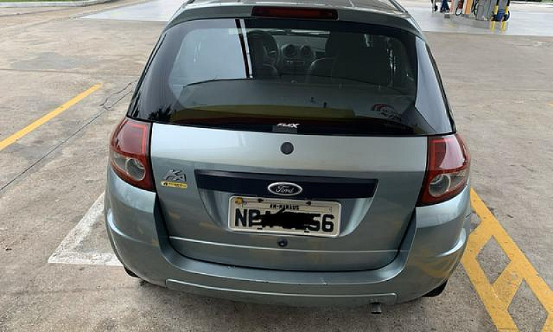 Ford Ka Flex 2011...