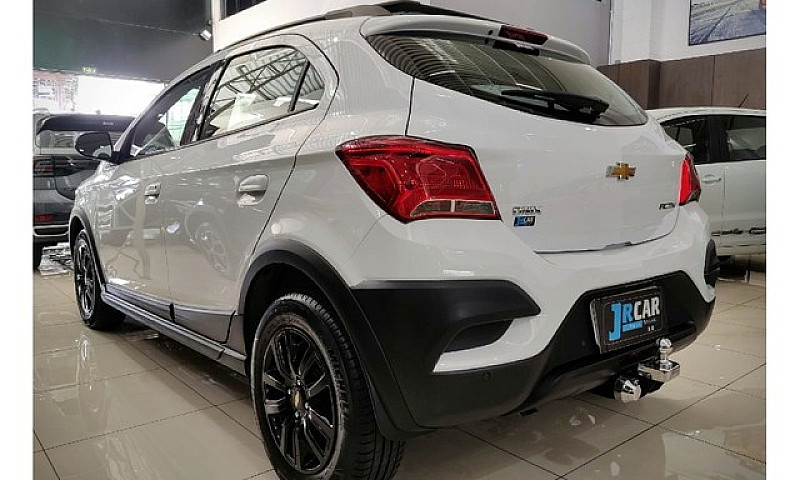 Chevrolet Onix 1.4 M...