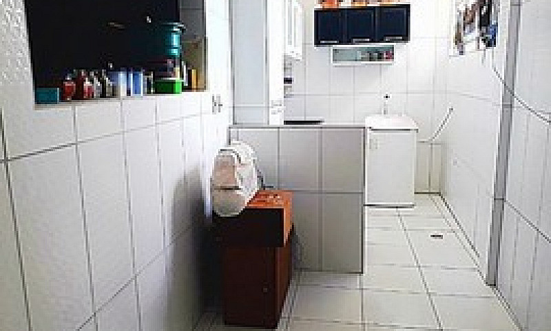 Aluga-Se Casa No Tér...