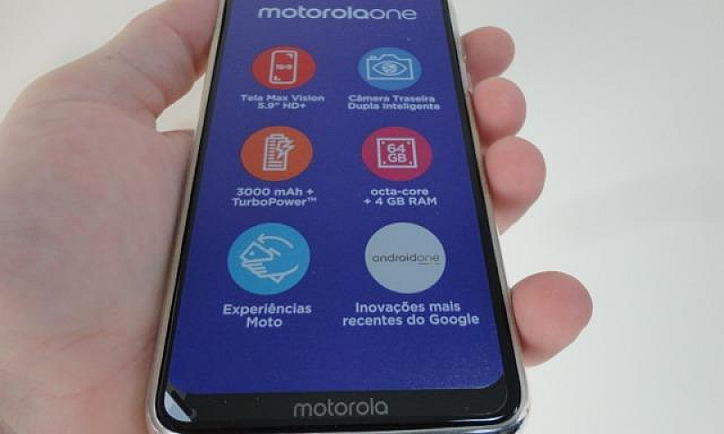 Motorola Moto One 64...