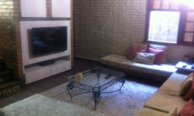 Quarto Mobiliado 150...