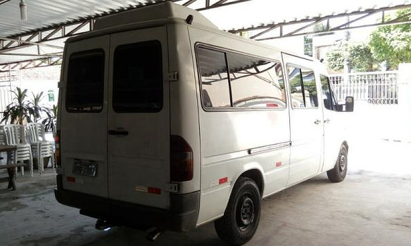 Vendo Ou Troco Van S...