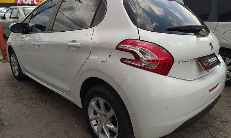 Peugeot 208 Active 1...