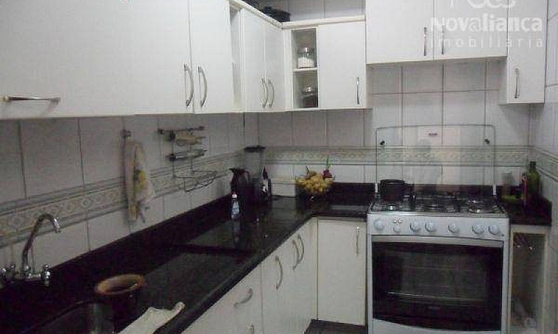 Casa Residencial À V...