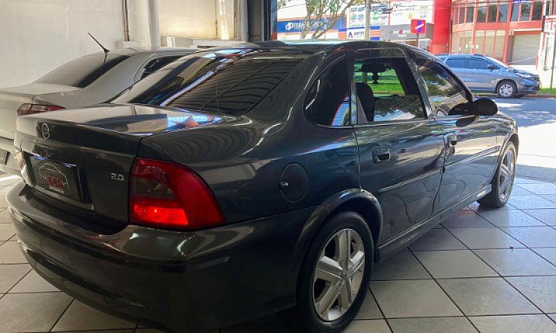 Chevrolet Vectra Exp...