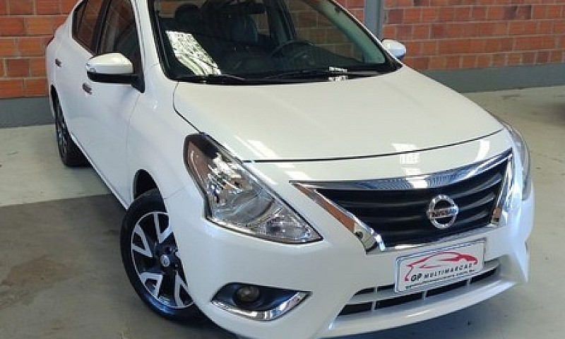 Nissan  Versa Sl 1.6...