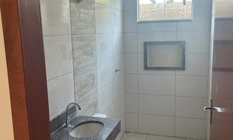 Casa  Com 2 Quartos ...