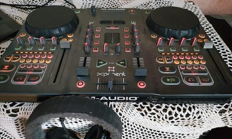 Controladora M-Audio...