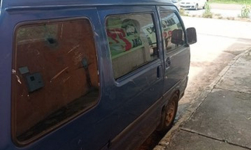 Kia 7 Lugares 97...