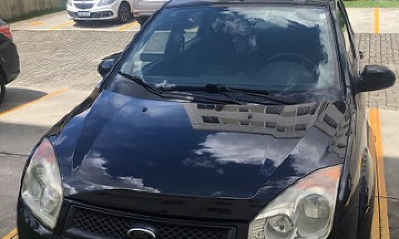 Ford Fiesta Sedã 1.6...
