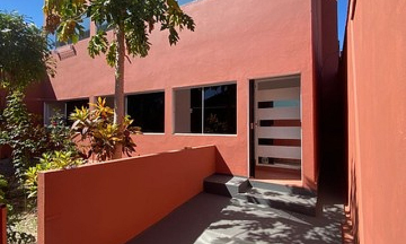 Sobrado Tropical Vil...