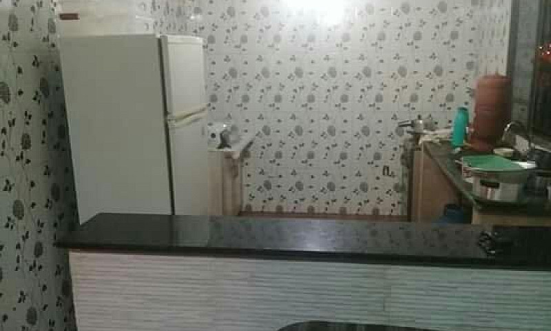 Vendo Uma Casa Em Mo...