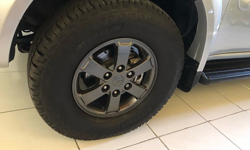 Pick-Up Triton...