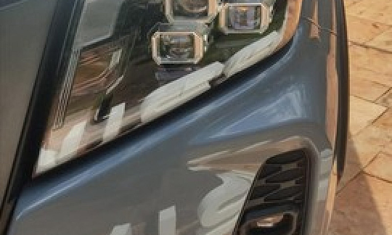 Nissan Frontier 2.3 ...