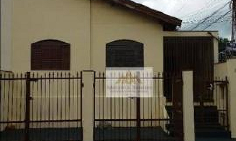 Casa Com 2 Dormitóri...