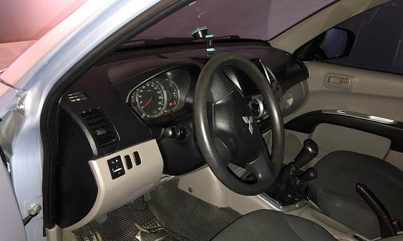 Pick-Up Triton...