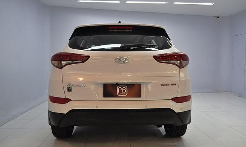 Hyundai Tucson 1.6 1...