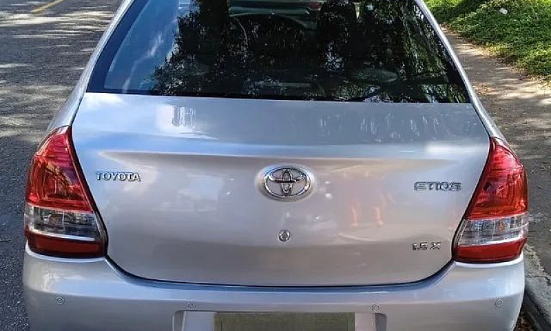 Etios 1.5 Automático...