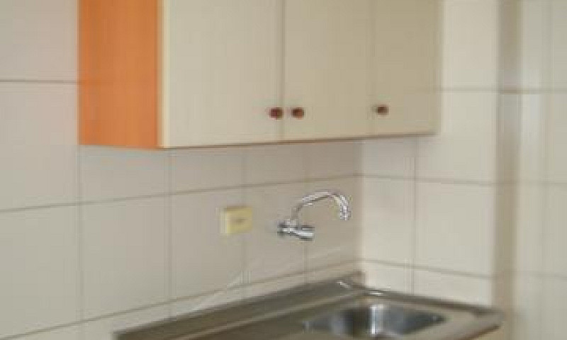 Apartamento De 1 Qua...