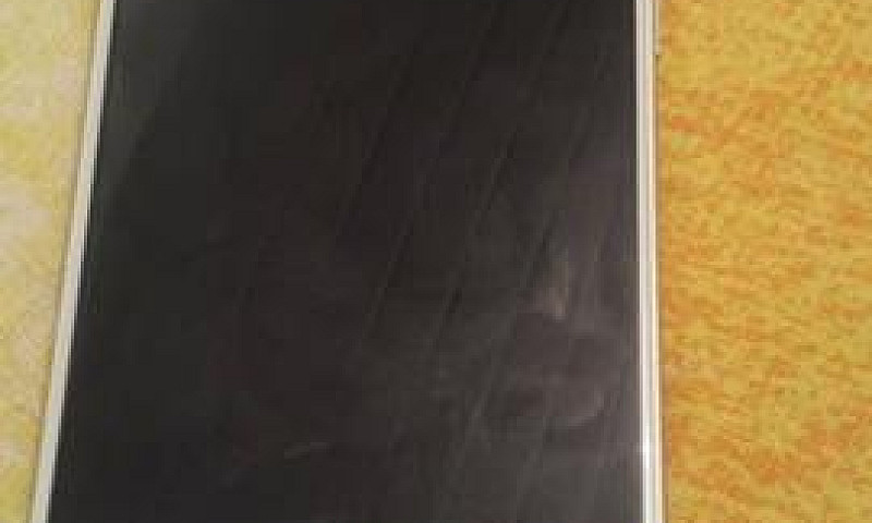 Celular...