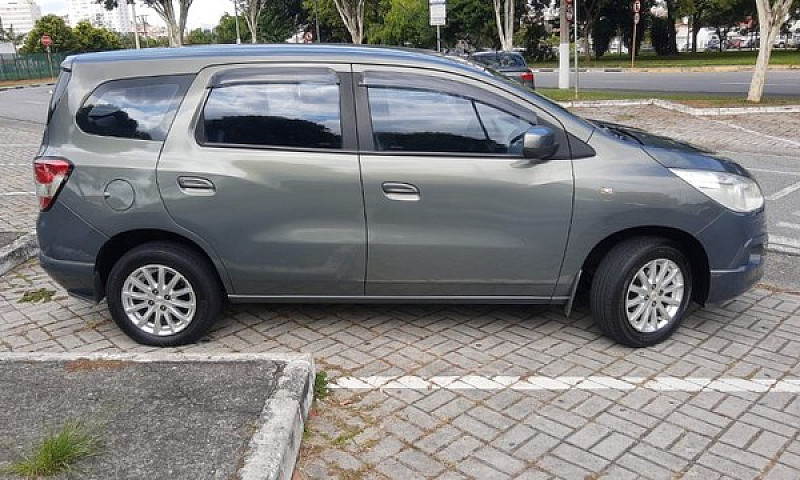 Chevrolet Spin Lt - ...