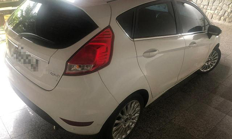 New Fiesta 2014 Tita...