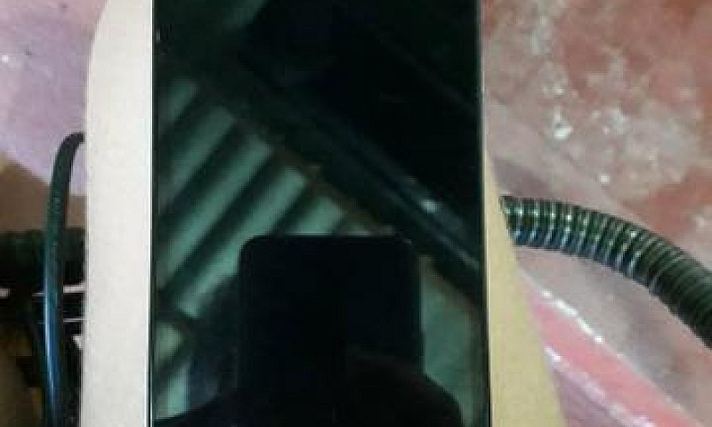Vendo Esse Celular M...